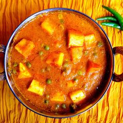 A picture of Mattar Paneer (Peas & Cheese).