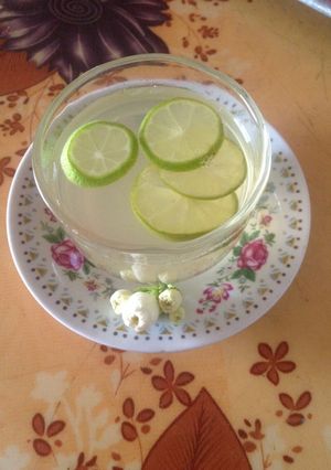 Hình của món Nước chanh mật ong tốt cho sức khoẻ và thúc đẩy quá trình giảm cân ở người béo.