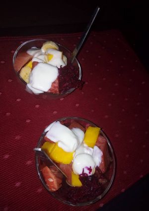 A picture of Fruit Dessert.
