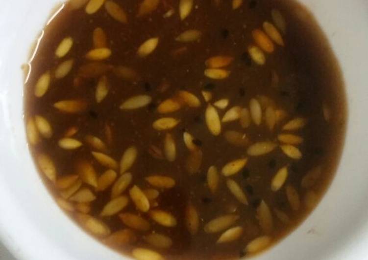 Step-by-Step Guide to Make Speedy Jaggery Imli chutney