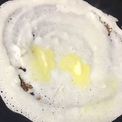 A picture of Butter dosa.