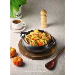 A picture of Tongseng Ayam.