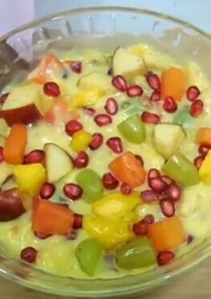 A picture of Fruit custard.