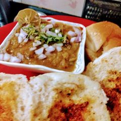 A picture of Pav Bhaji.