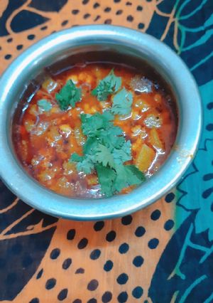 દૂધી નું શાક (Dudhi Shak Recipe In Gujarati) રેસીપી મુખ્ય ફોટો
