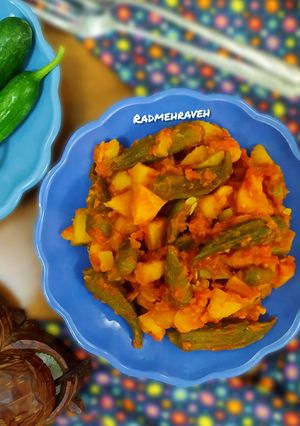 عکسی از دستور خوراک بامیه و سبزیجات