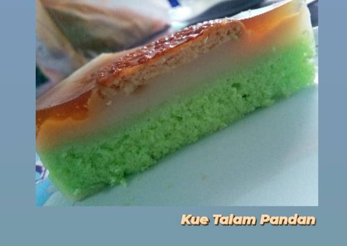 Easiest Way to Prepare Delicious Kue Talam Pandan