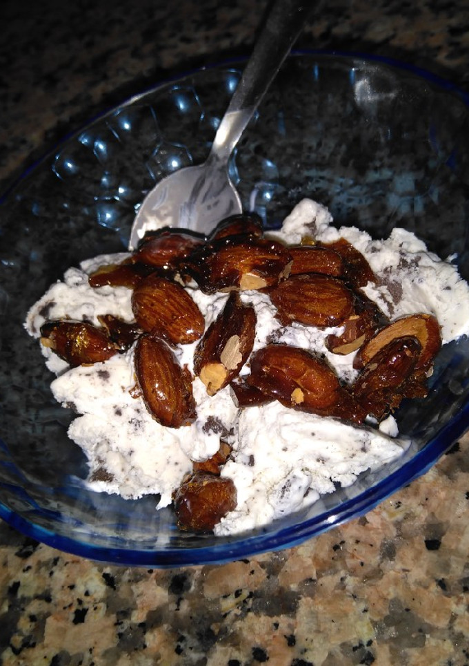 Una foto de Almendras caramelizadas