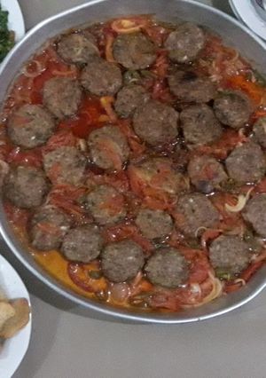 صورة لوصفة كباب بندورة على الغاز