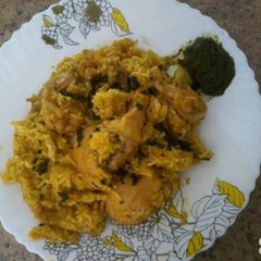 A picture of Indian Style Pilau (Chicken with Rice).