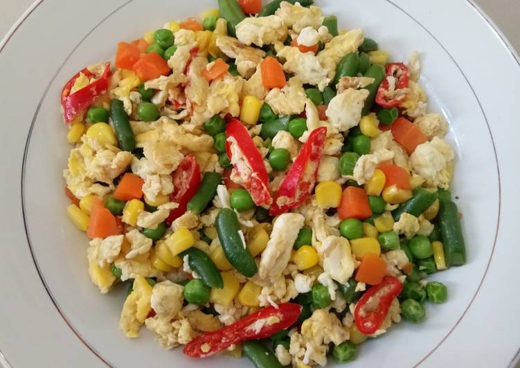 10. Orak arik telur mix veggies
