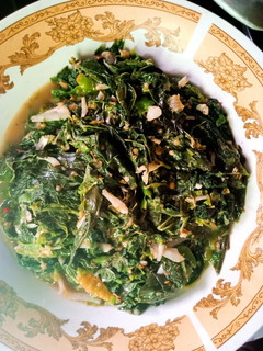 Foto resep Tumis Pedas Daun Singkong