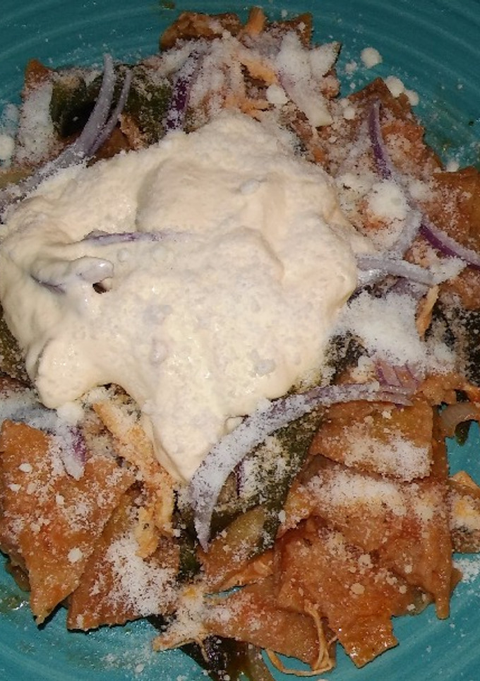Una foto de Chilaquiles de rancho (a mi estilo)