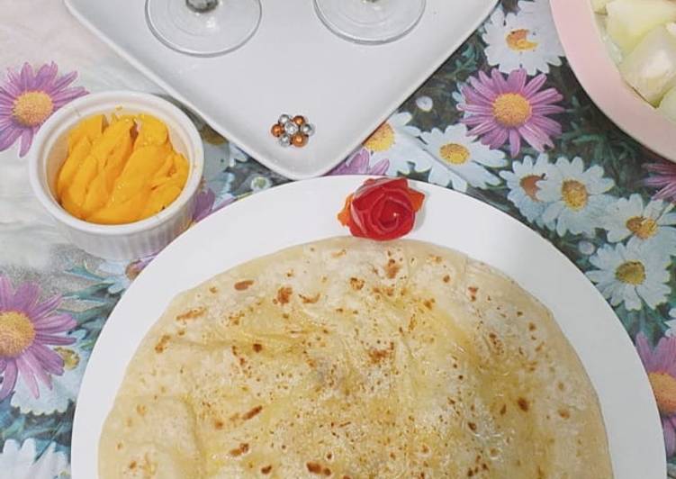 Daal bhari roti with mango lassi