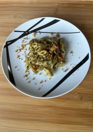 Foto di #598 Pennette rigate con crema di carciofi e crumble di noci e parmigiano 🌿🥜🧀