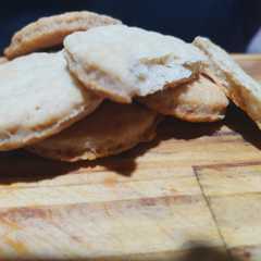 A picture of Galletitas/masitas de queso.