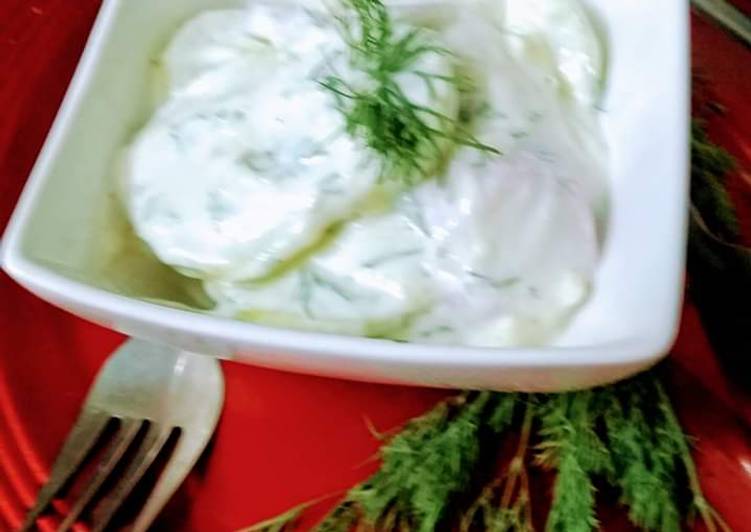 Steps to Prepare Homemade Creamy Cucumber Salad With Dil