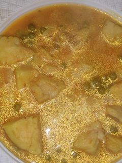 आलू की सब्जी (Aloo ki sabzi recipe in Hindi) रेसिपी मुख्य फोटो