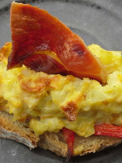Una foto de Crema de tortilla con jamón