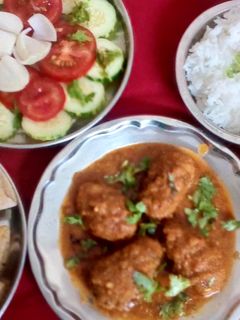 सूजी की सब्जी (Suji ki sabzi recipe in Hindi) रेसिपी मुख्य फोटो