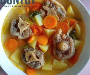 Resep Terbaik Sop buntut sapi Praktis Enak Resep Terbaik Sop buntut sapi Praktis Enak