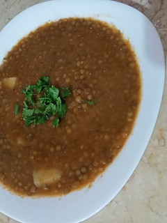 صورة لوصفة حساء العدس 😋