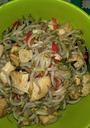 Foto resep Tumis Tauge Tahu Putih Simple