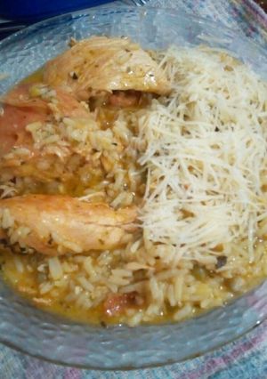 Una foto de Arroz con pollo