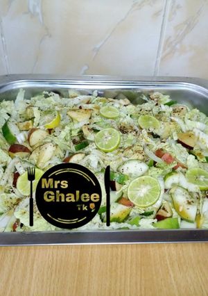 A picture of Chinese cabbage salad.