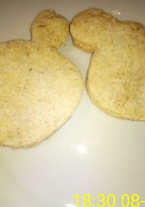 Una foto de Galletas de polenta y manteca