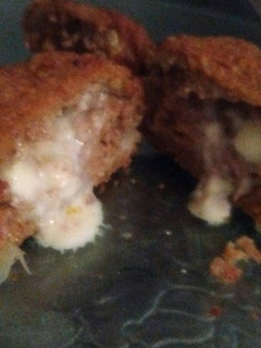Una foto de Aros de cebolla rellenos a la Pela-Man