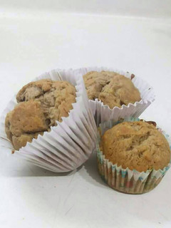 Una foto de Muffins de plátano y nuez