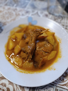Una foto de Patatas guisadas con conejo