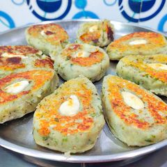 A picture of Vrat ke cutlet.