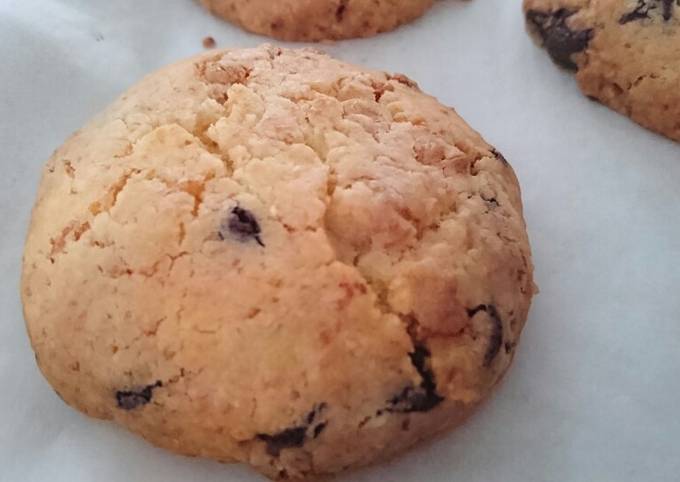 Simple Way to Prepare Homemade Chocolate chips cookies