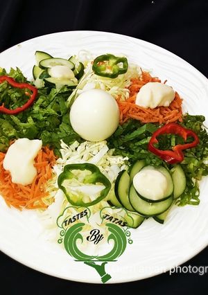 A picture of Salad.