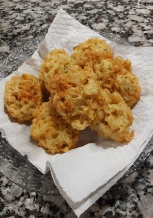 Una foto de Croquetas de arroz...😋😋