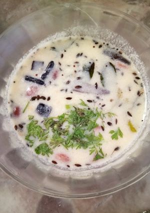 શીંગદાણા કઢી (Peanuts Kadhi Recipe In Gujarati) રેસીપી મુખ્ય ફોટો