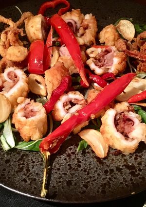 Foto resep Cumi Goreng Tepung-Garlic-Cabai (Seafood Tapas)