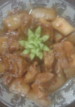 Hình của món Thịt ba chỉ kho củ cải.