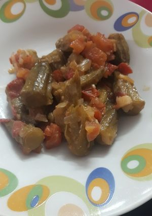 صورة لوصفة بامية بالزيت (بدون لحوم)
