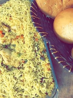 صورة لوصفة رز بالخضار مع صدور الدجاج