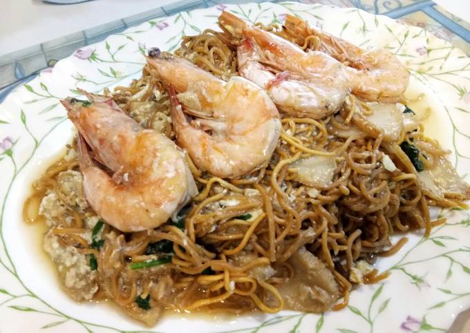 Cantonese Style Yee Mee With Prawns Recipe By Clemence Hoe Asian Home Cuisine Cookpad