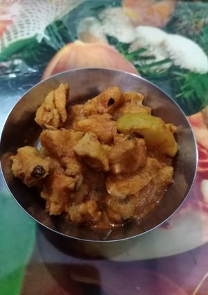 চিকেন কিমা কোর্মা (Chicken keema korma recipe in Bengali) রেসিপির প্রধান ছবি