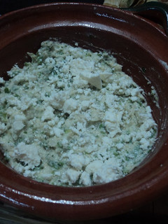 Una foto de Tamal de cazuela de hongos con gratinado de queso ranchero al horno para navidad