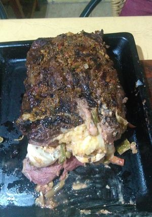 Una foto de Asado a la parrilla de cima rellena de tapa de asado