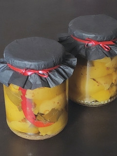 A picture of Limoni confit 🍋sotto sale 🍋.
