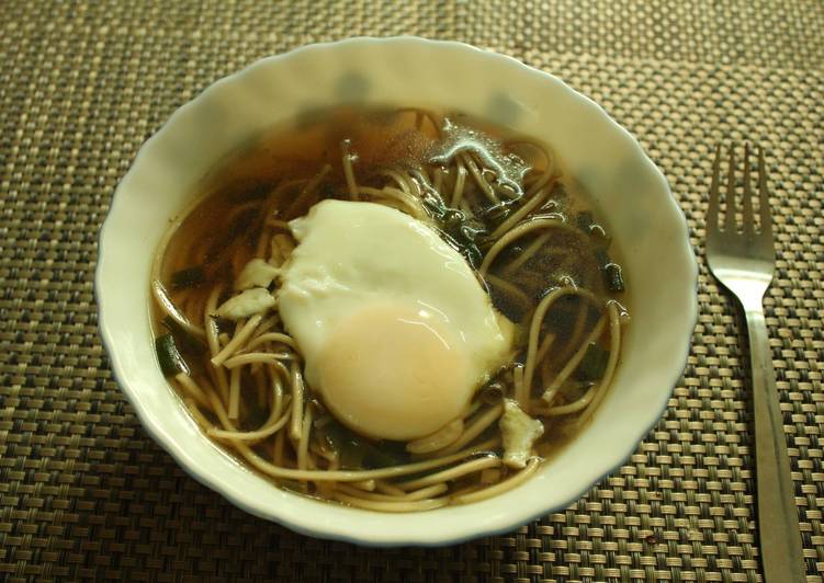 Spring Onion Noodle soup with Poached egg