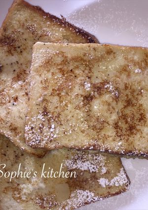 A picture of French toast.