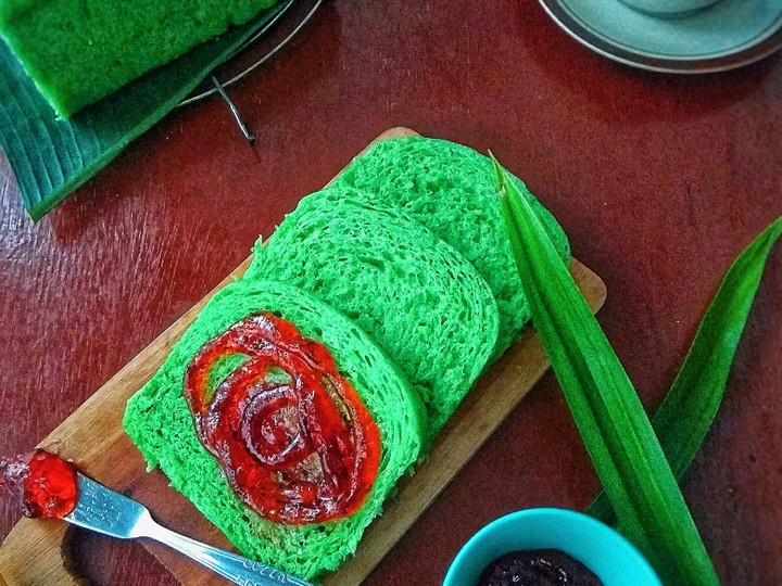 Langkah Mudah untuk Menyiapkan Roti Tawar Pandan Kukus No Mixer No Ulen, Bikin Ngiler